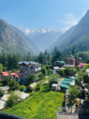 Jungle by sturmfrei Kasol